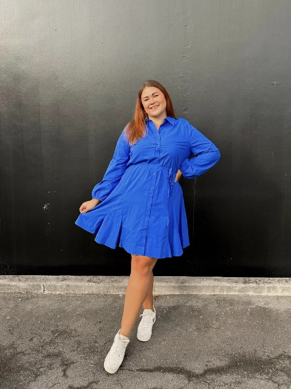 Women's Stylish Outdoor Outfit Betty Basics Jada Dress Iris Blue
