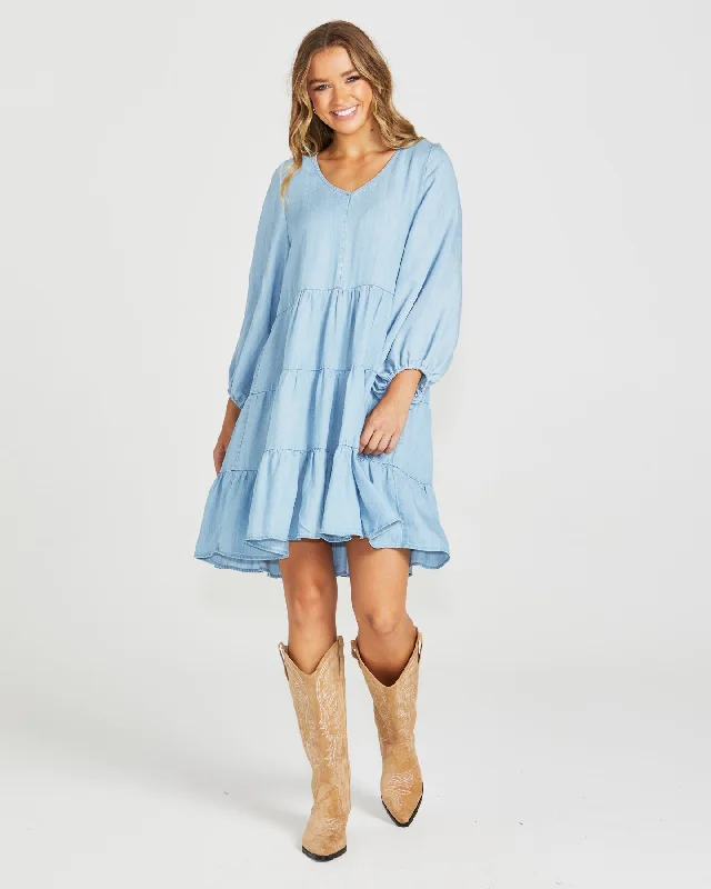 Women's Sporty Clothes Sass Davie Tiered Dress Chambray