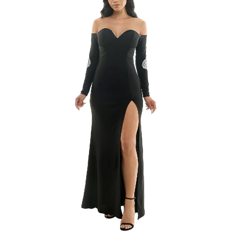 Fashionable Women's Wardrobe Emerald Sundae Womens Juniors Maxi Off-The-Shoulder Fit & Flare Dress