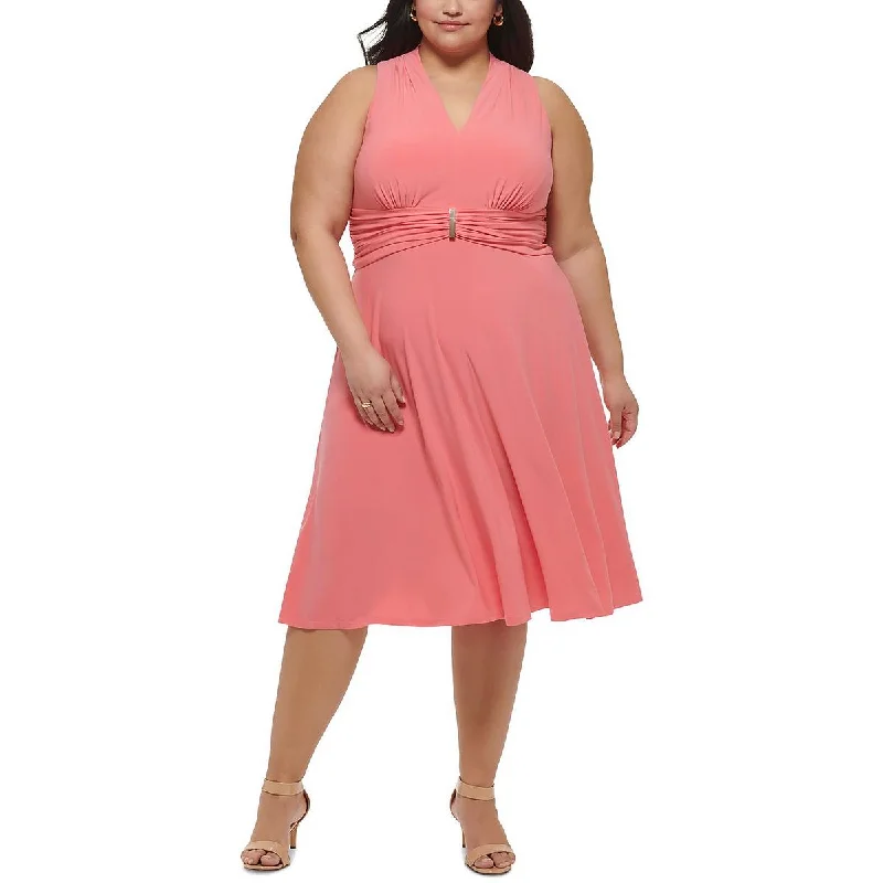 Women's Outfit Jessica Howard Womens Plus V Neck Long Fit & Flare Dress