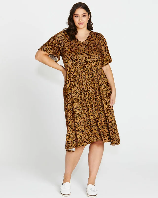 Modern Casual Clothing Betty Basics Donna Dress Wild Print