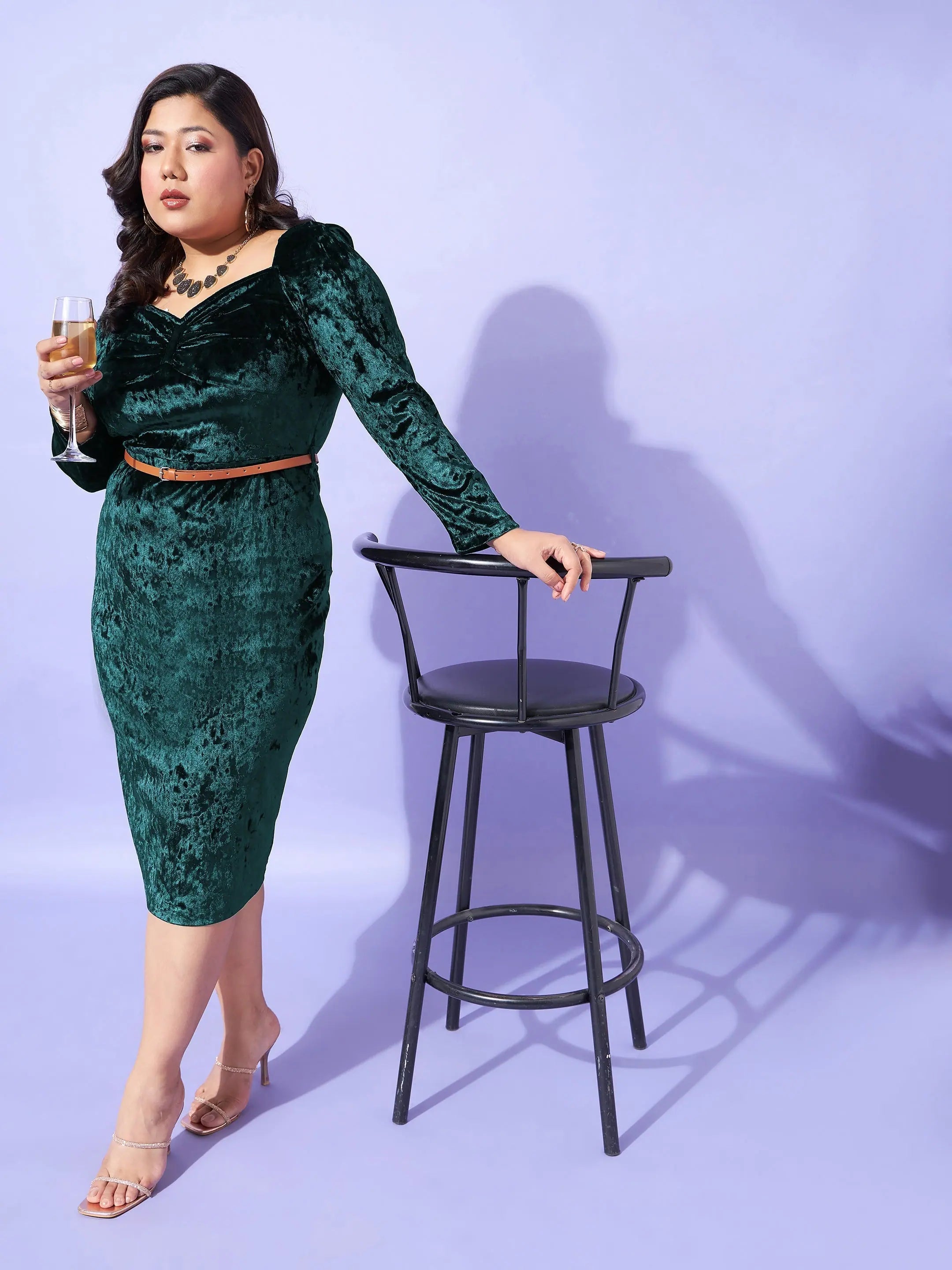 Discount Price Women Emerald Green Velvet Sweatheart Neck A Line Dress