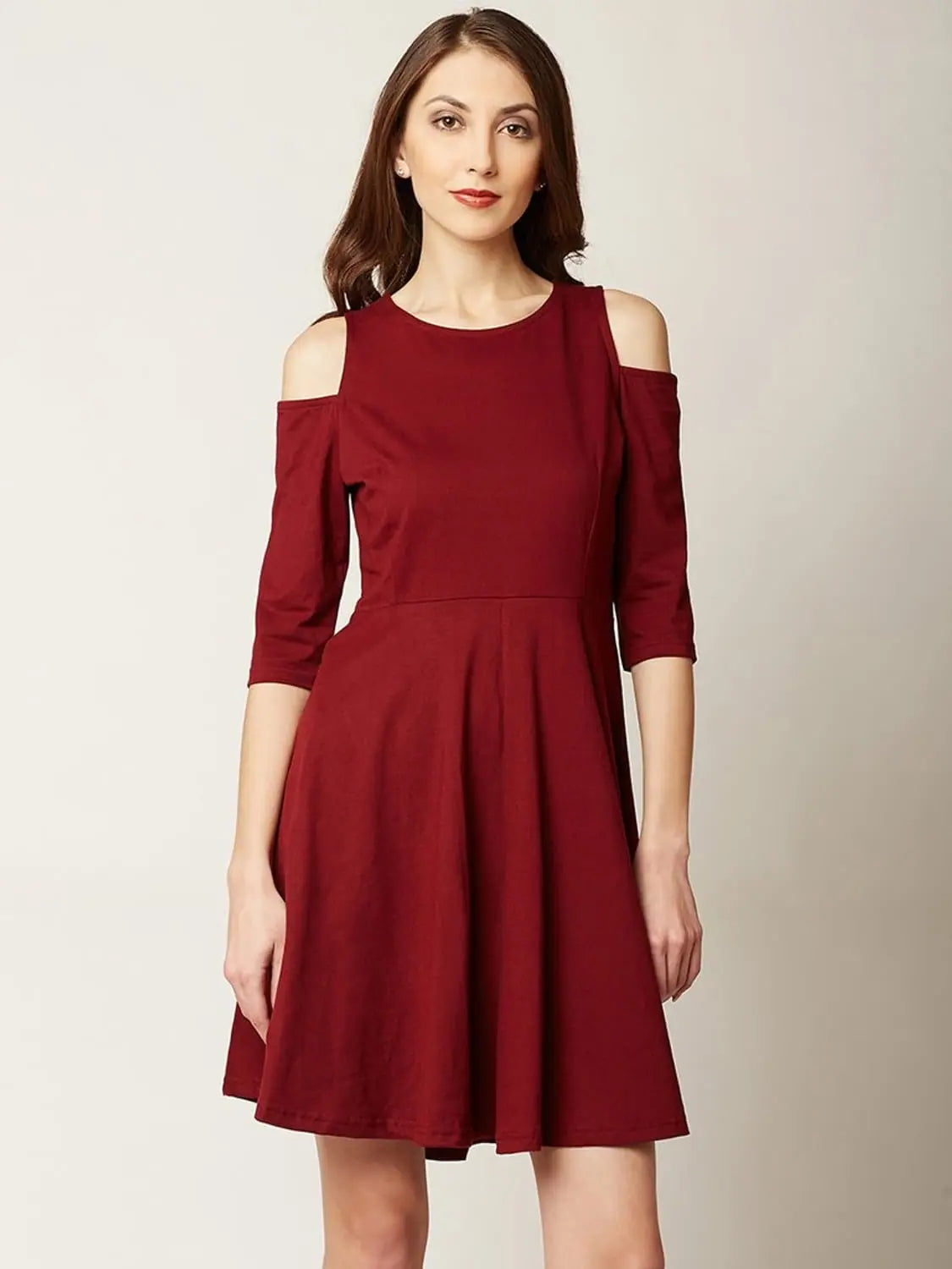 Seasonal Women's Fashion Trends Plain And Simple Shoulder Cut Out Dress Maroon