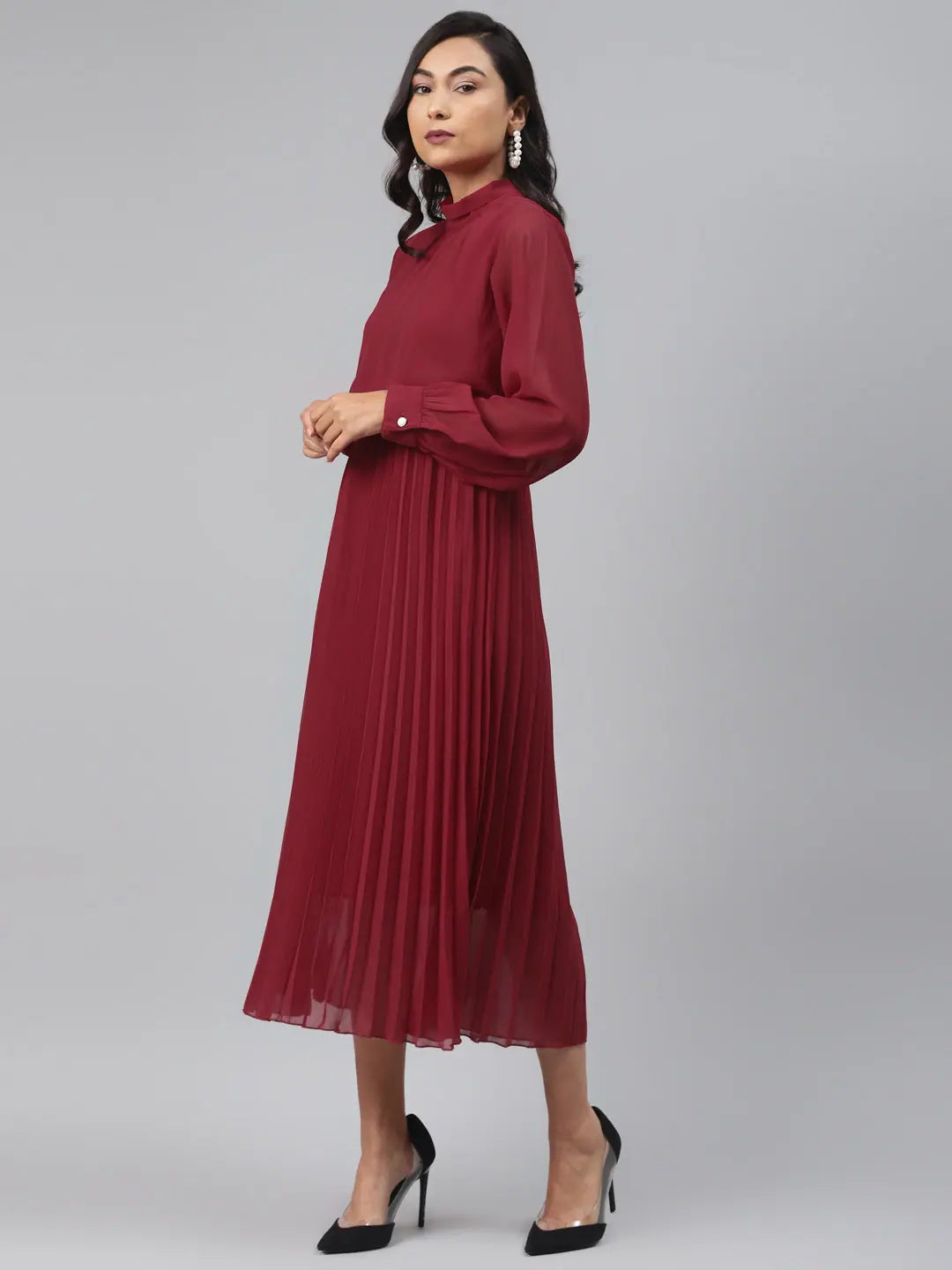 Fashion Sale Maroon Neck Tie-Up Pleated Dress