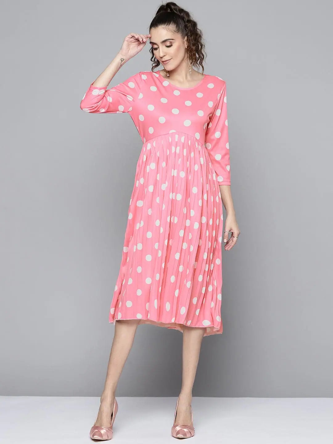 Fashion-forward Women's Wear Women Pink and White Polka Dot Round Neck Pleated Dress