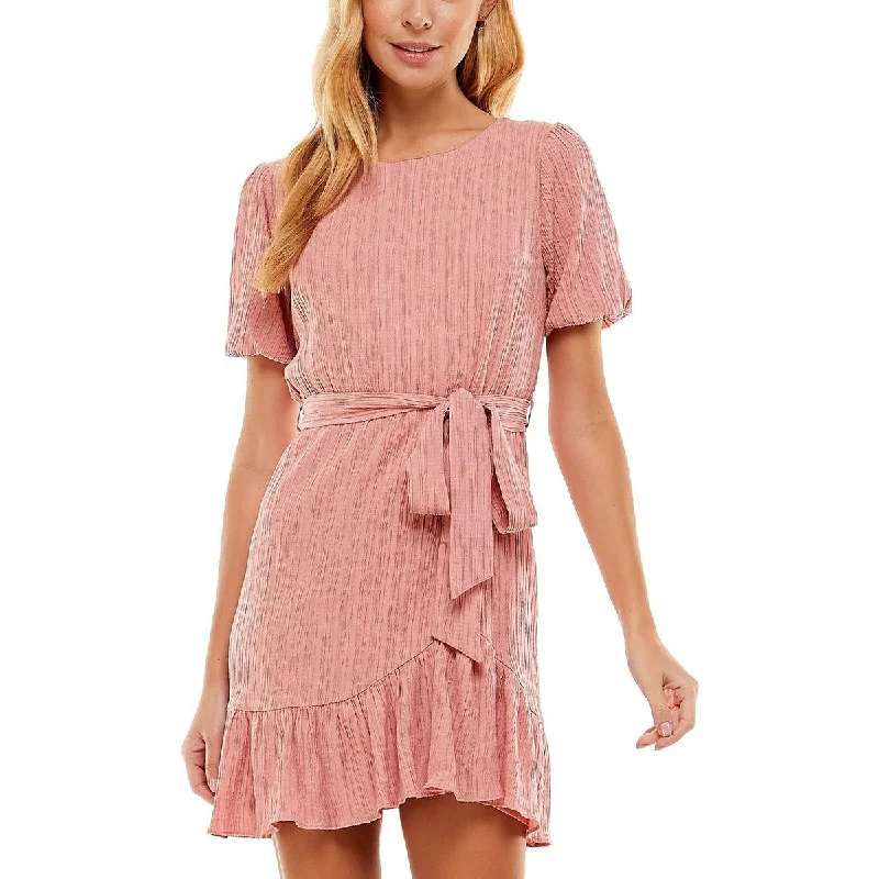Classic Women's Clothing Styles City Studios Womens Juniors Crinkled Short Sleeves Fit & Flare Dress