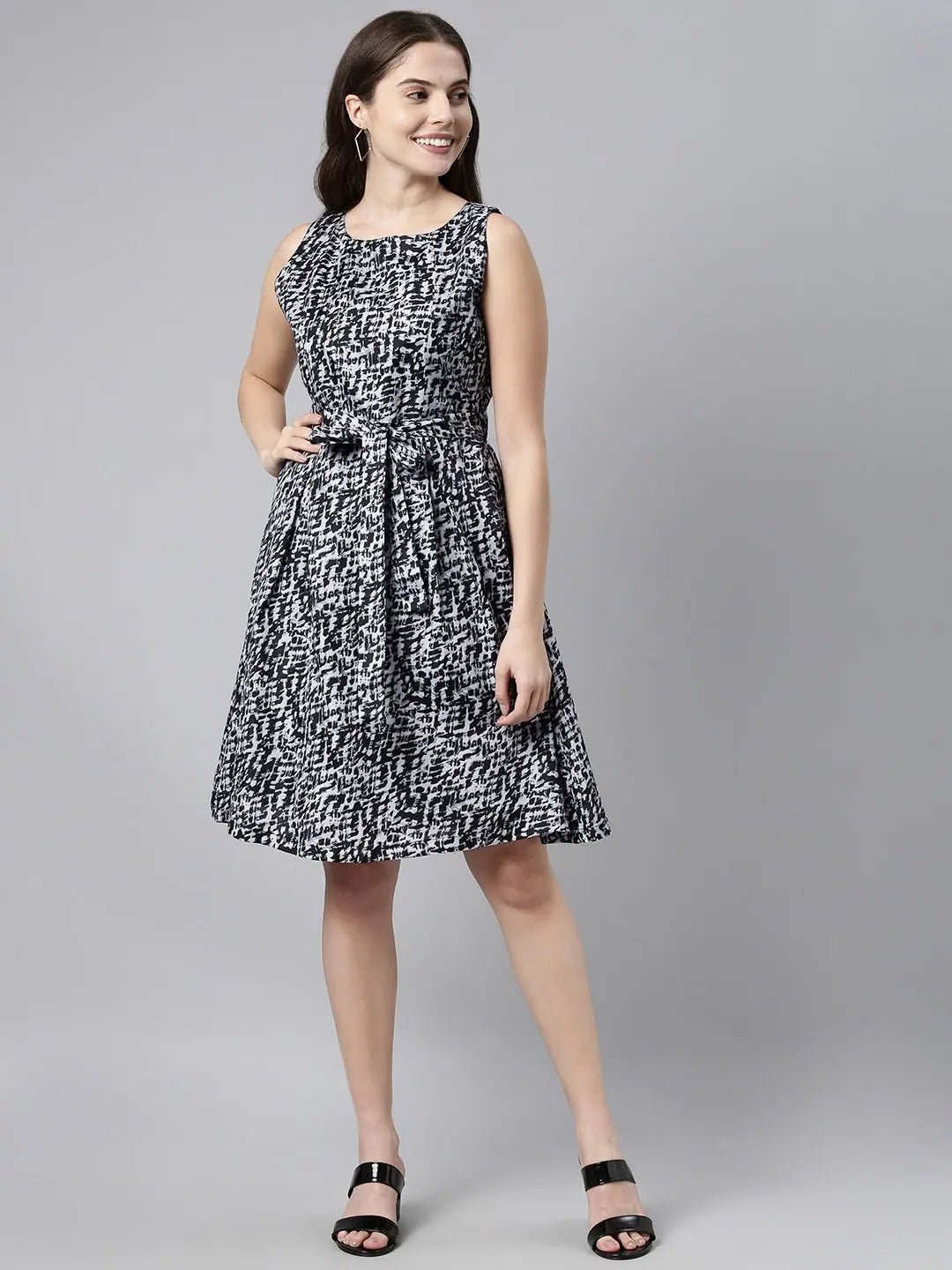 Stylish Women's Clothes for Work and Play Ahika Black Crepe A Line Dress