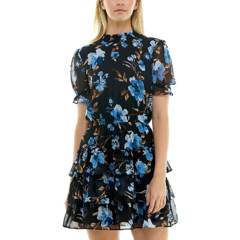 Trendy Boutiques Online Crystal Doll Womens Mini Smocked Fit & Flare Dress