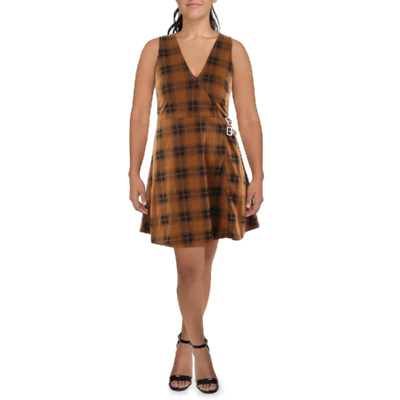 Women's Night-Out Outfit Planet Gold Womens Juniors Woven Plaid Sheath Dress