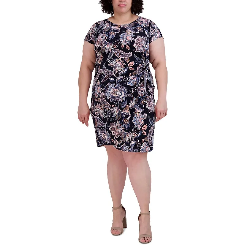 Comfy Women's Outfits for Daily Wear Signature By Robbie Bee Womens Plus Beach Knee-Length Sheath Dress