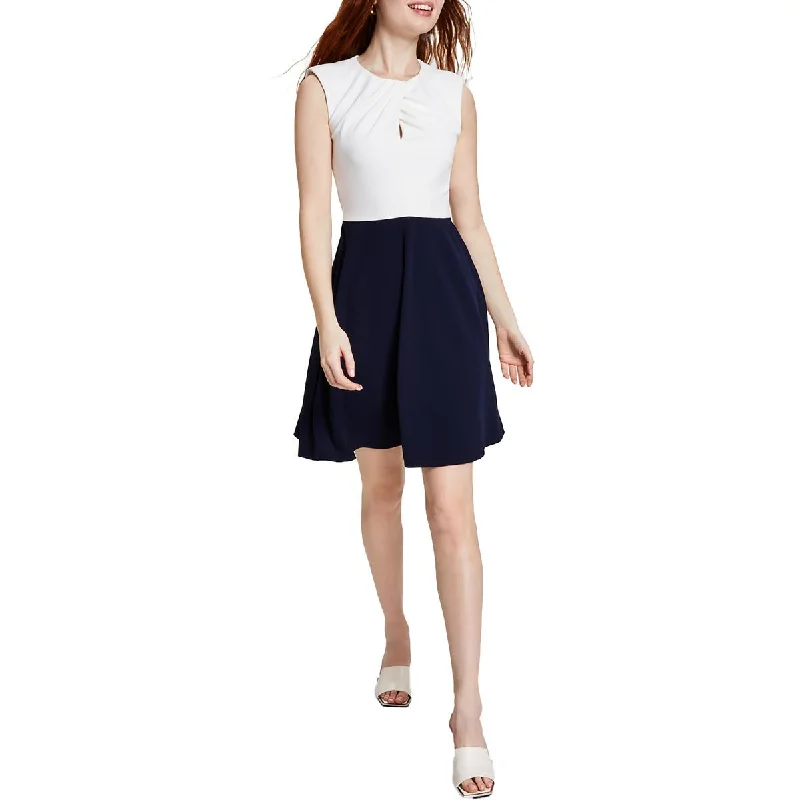 Modern Casual Clothing DKNY Womens Crepe Colorblock Fit & Flare Dress