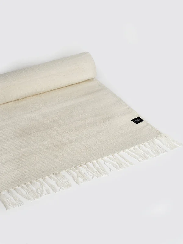 Breathe Deeper, Save Bigger On Yoga Must-Haves Yoga Studio GOTS Organic Cotton Yoga Mat