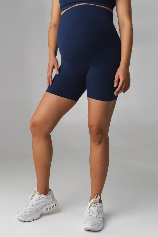 Move With Confidence In Discounted Yoga Outfits Cloud II™ Maternity Volley Short - Sapphire