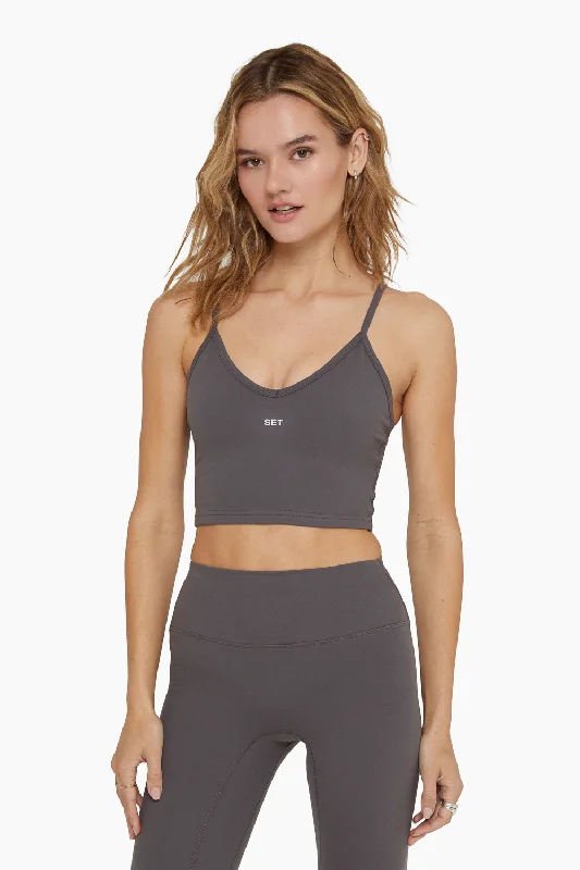 Your Go-To Yoga Outfits Now More Affordable FORMCLOUD® MINI V LONGLINE BRA - GRAPHITE