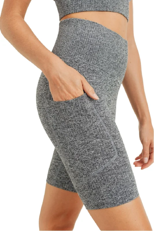 Flex Your Budget With Premium Yoga Clothing Deals Mono B Hybrid Pocket Biker Shorts APH3043