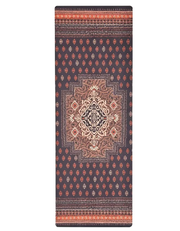 Your Perfect Yoga Essentials Now On Sale 4 mm Nomad Yoga Mat + Strap