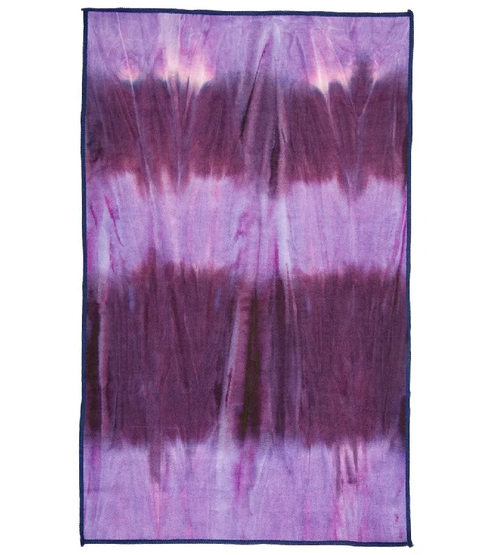 Essential Yoga Gear At Unmissable Prices Manduka eQua Yoga Hand Towel Indulge HD