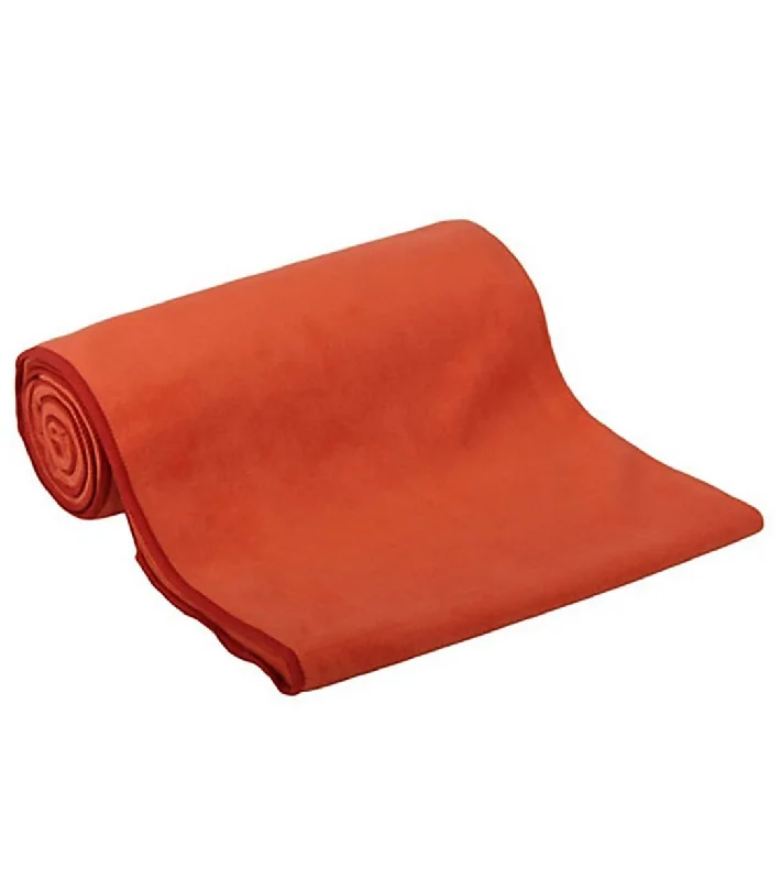 Strengthen Your Practice With Affordable Yoga Gear Manduka eQua Yoga Mat Towel Horizon