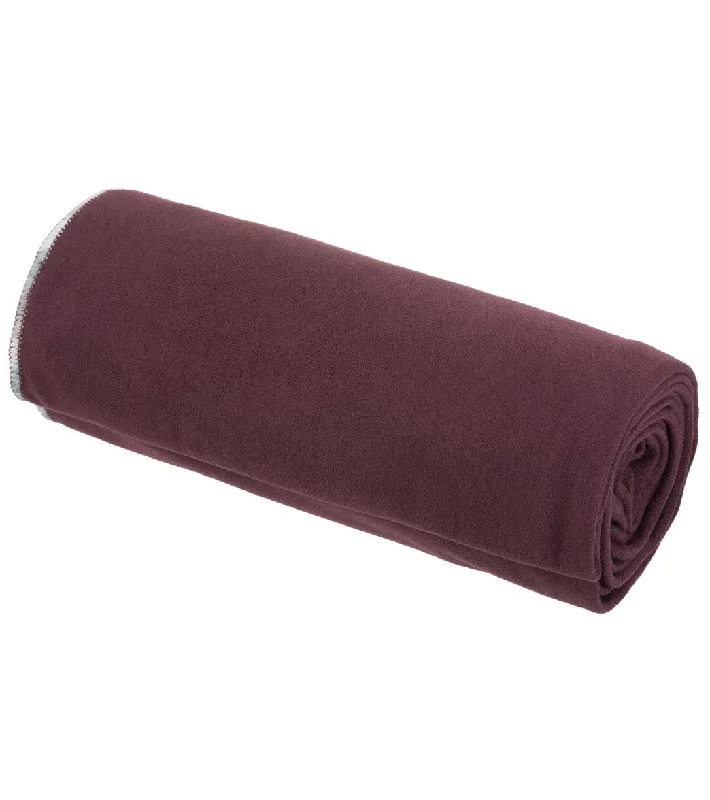 High-Performance Yoga Gear, Low Prices Manduka eQua Yoga Mat Towel Raisin