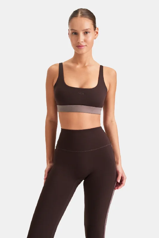Unmissable Deals On Flexible Yoga Apparel DAYFLEX OPEN BACK SQUARE NECK SPORTS BRA - AMERICANO AND MOCHA