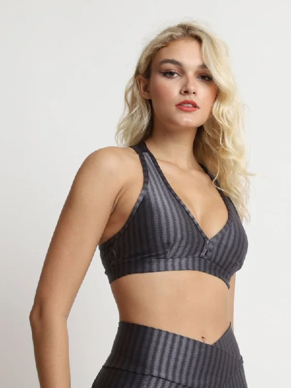 Find Your Perfect Fit With Discounted Yoga Outfits Kona Top - GREY STRIPE