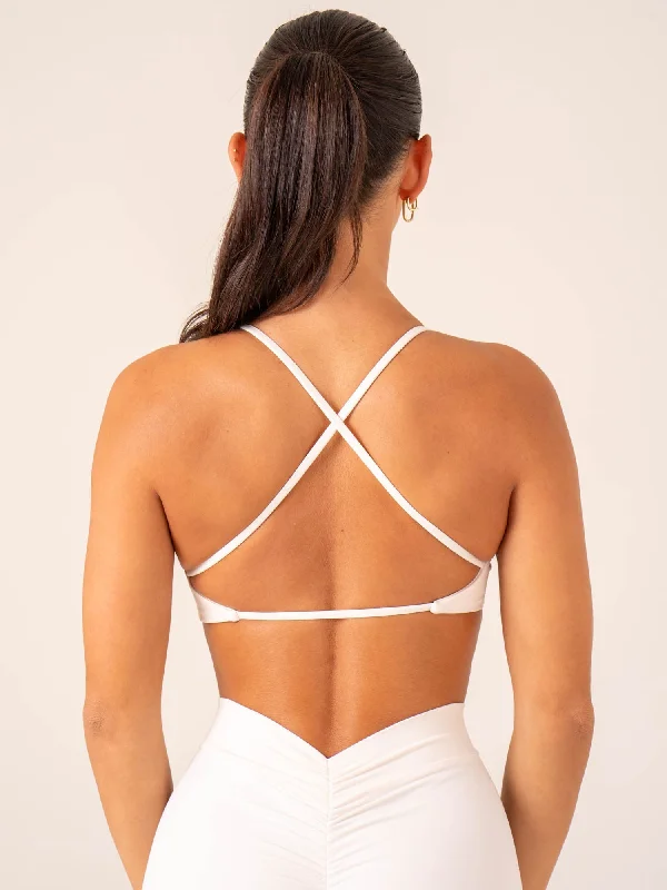 Limited-Stock Sale On Yoga Tops And Leggings NKD Twist Sports Bra - Off White
