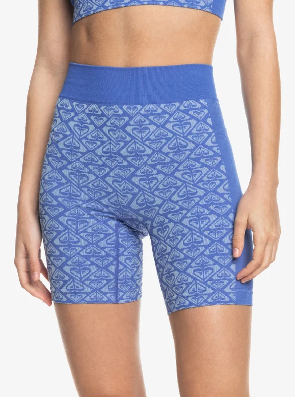 Lightweight, Breathable Yoga Wear At Special Prices Chill Out Seamless Heart Bike Shorts - Ultra Marine