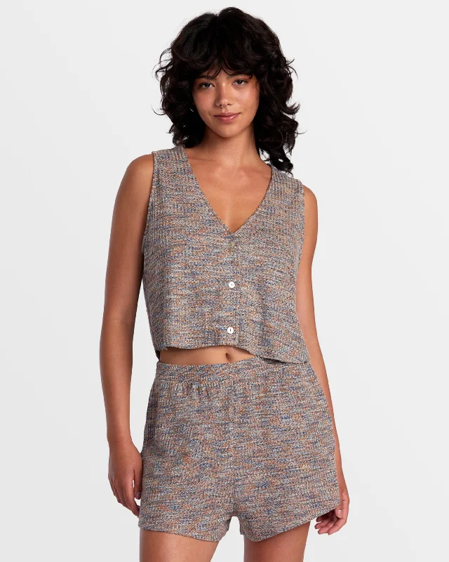 Your Go-To Yoga Outfits Now More Affordable Sawyer Elastic Waist Shorts - Camel